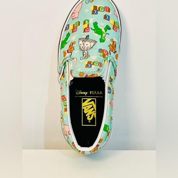 Vans x Disney Toy Story Limited Edition Slip-Ons - Picture 6 of 7